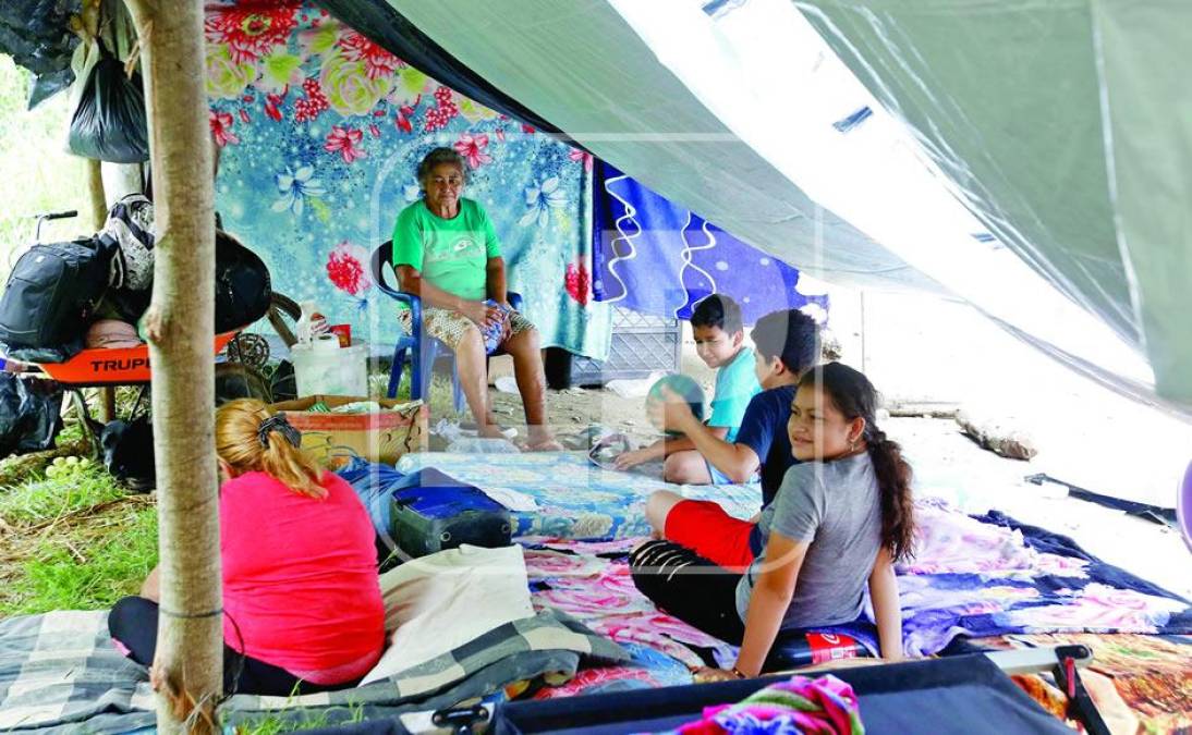 Lluvias en Honduras: Miles buscaron refugio en albergues y bulevares