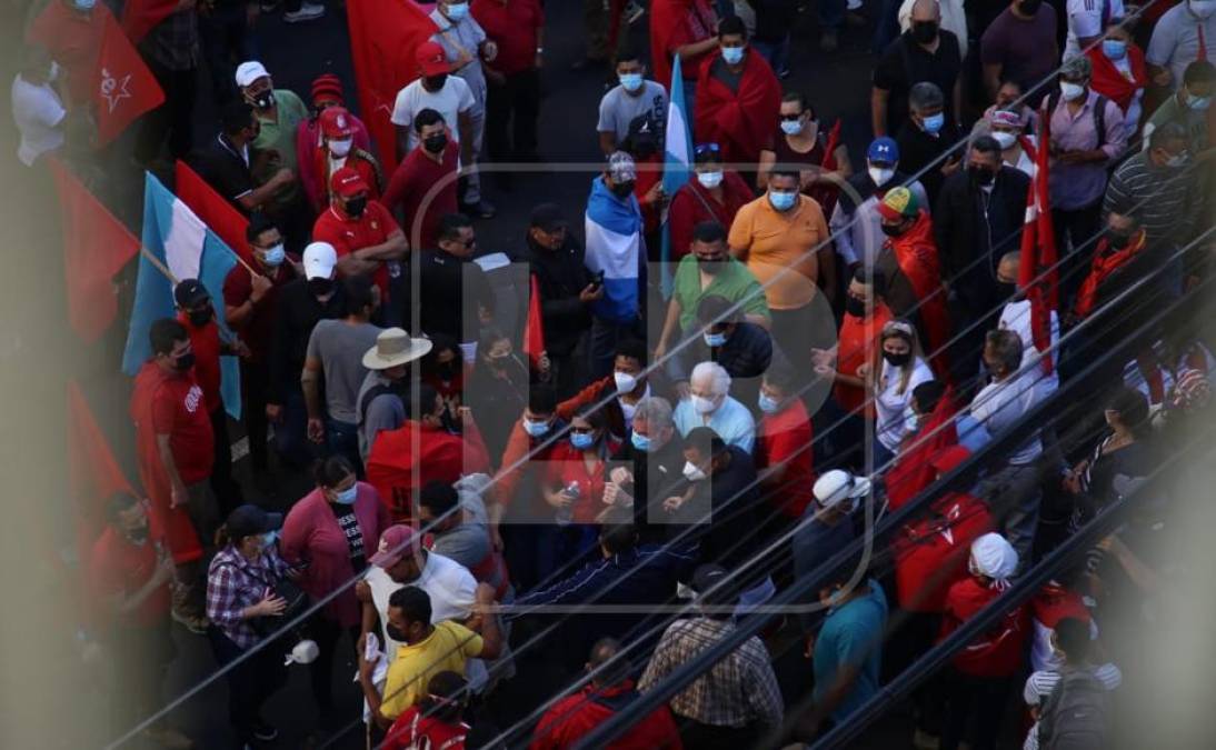 Bases de Libre, principal fuerta política de Honduras, reconocen a Luis Redondo como presidente del Congreso. 