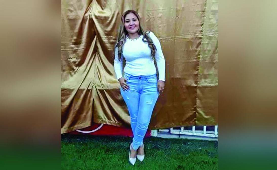 Tania Yadira no viajaba sola, sino que la acompañaba uno de sus hijos, Mauricio Galdámez, de apenas 12 años, quien fue rescatado por la Marina de México luego del accidente.