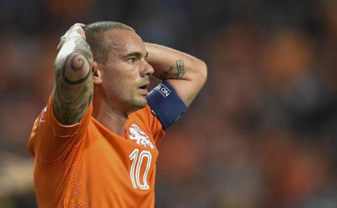 El exfutbolista Wesley Sneijder se ha convertido tendencias en las redes sociales luego que ha dejado impactado a sus seguidores por el increíble cambio físico que ha tenido. Fotos Instagram.