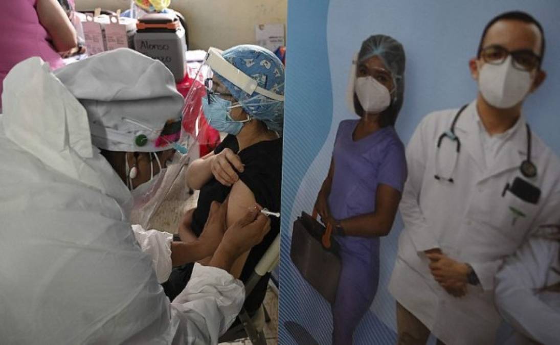 Las diferentes regiones de salud aplicaron la vacuna anticovid de manera simultánea. Foto AFP