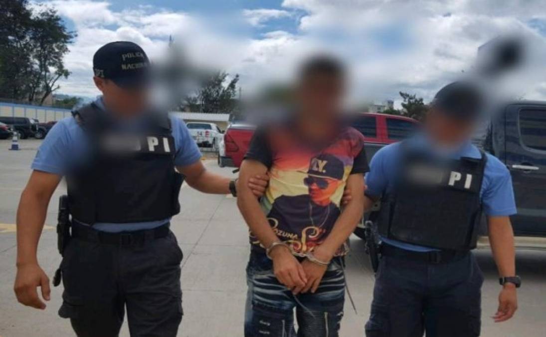 Un segundo arrestado el 23 de diciembre de 2019 fue Carlos Roberto Rodas Martínez, quien exigía dinero a la familia del pequeño Enoc, raptado en Tela, Atlántida.