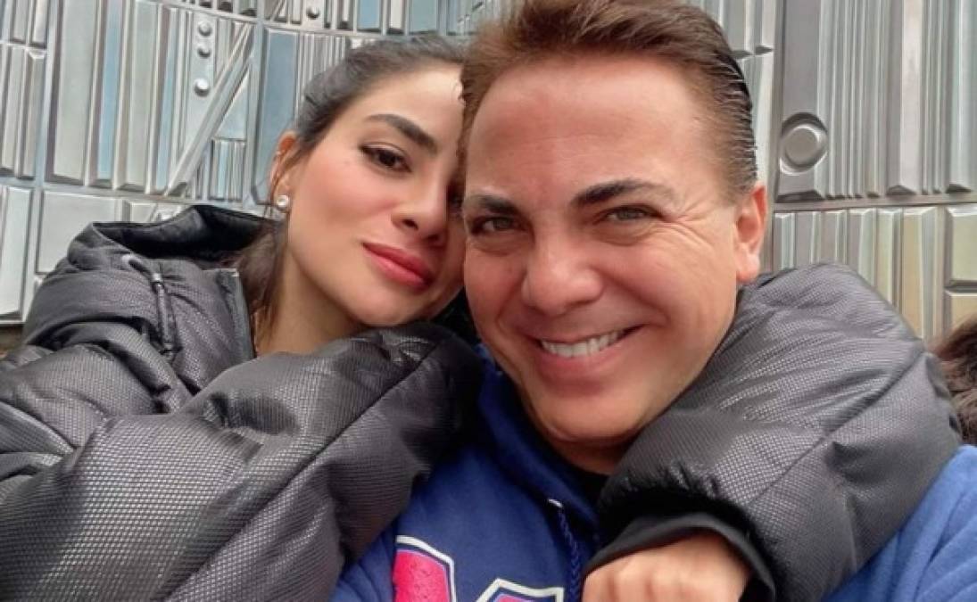 Cristian Castro confirmó que tiene una nueva novia, una colombiana llamada Martha Muvdi, después de ser cuestionado sobre su vida amorosa en un programa argentino.<br/>