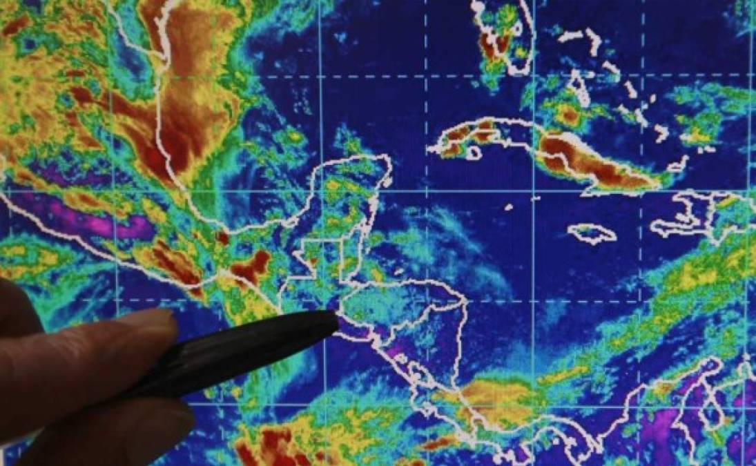 El Centro Nacional de Estudios Atmosféricos, Oceánicos y Sísmicos (Cenaos), de la Comisión Permanente de Contingencias (Copeco) anunció el pronóstico del clima para las próximas horas en Honduras. Las lluvias continuarán sumado al clima fresco.