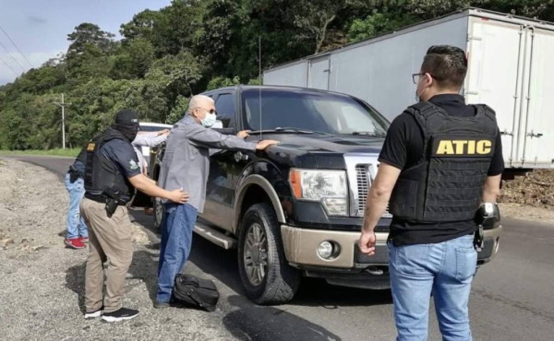 En carretera entre Corquín y San Pedro Sula fue capturado el empresario Óscar Guerra Ocampo, gerente propietario de la empresa Ingeniería Ogo. Las autoridades lo señalan de lavado de activos y cooperador necesario en fraude en el Seguro Social.