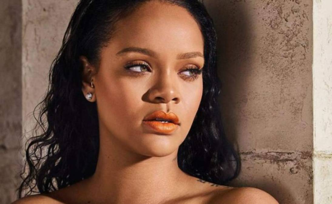 A sus 31 años, Rihanna no solo triunfa en el mundo de la música, se ha posicionado de forma muy influyente con su marca de cosméticos y lencería.