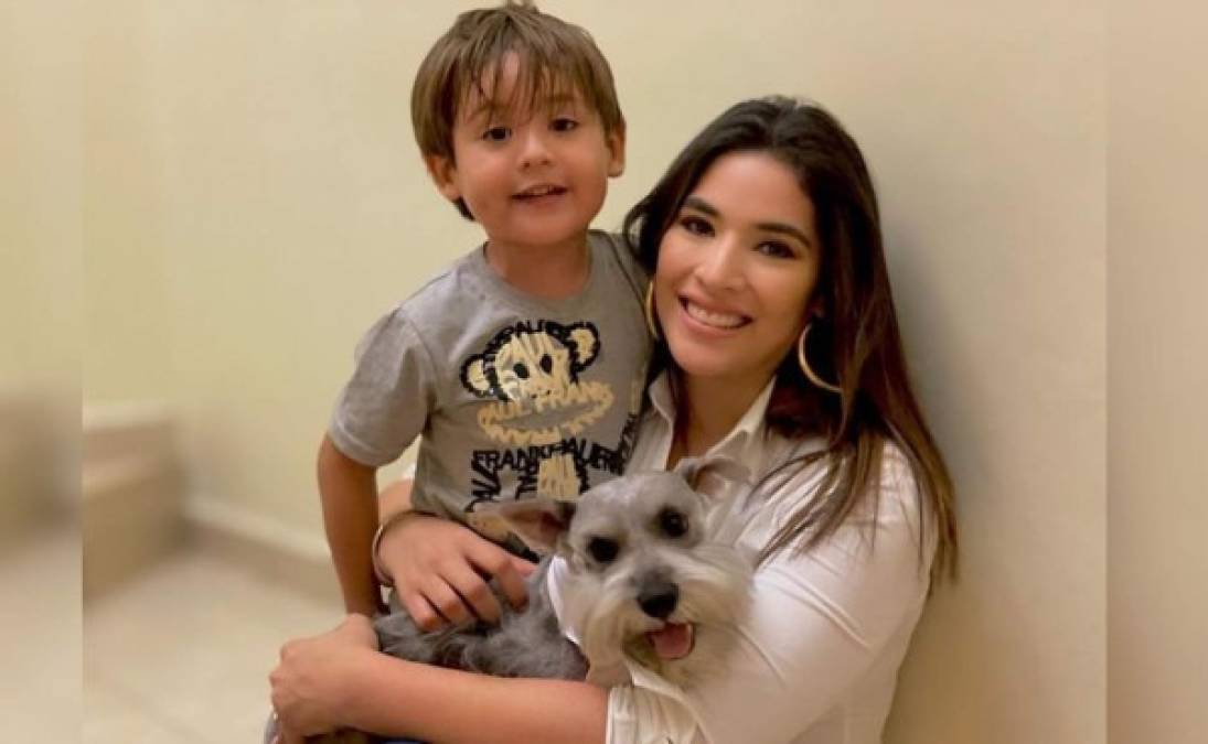 La presentadora hondureña Carolina Lanza no dejó que la cuarentena le quitará la oportunidad de celebrar el cumpleaños de su hijo Thiago Fuentes.