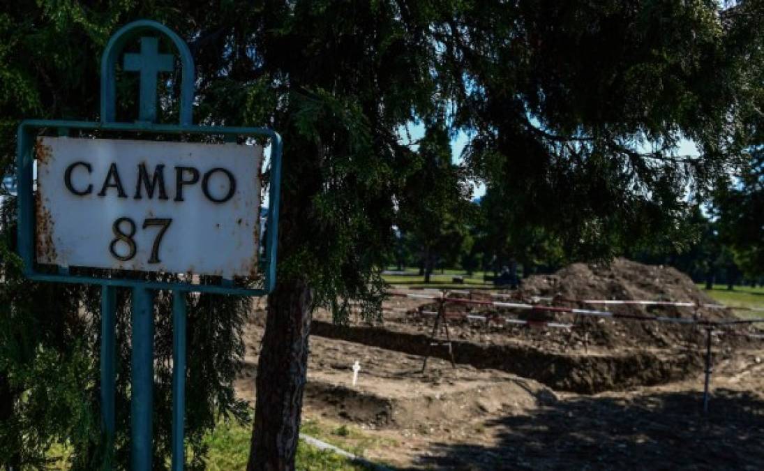 Se trata del 'Campo 87' del cementerio Maggiore de Milán, el más grande de esta urbe del norte de Italia, donde ya se ha enterrado a 61 personas cuyos restos no habían sido reclamados.