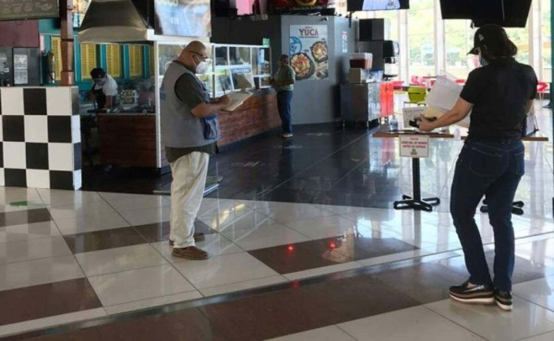 Área de comidas de centros comerciales en Tegucigalpa son inspeccionadas por fiscales del Consumidor.