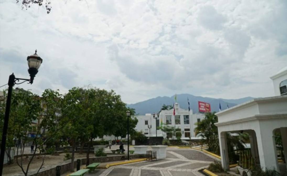 San Pedro Sula, la ciudad más importante del departamento de Cortés, amaneció despejada, aunque con el pasar de las horas el cielo se volvió opaco.