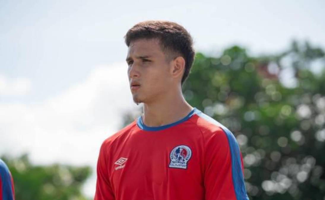 André Orellana: El joven defensor está de regreso en el Olimpia tras su paso por el Platense, club en donde estuvo cedido a préstamo.