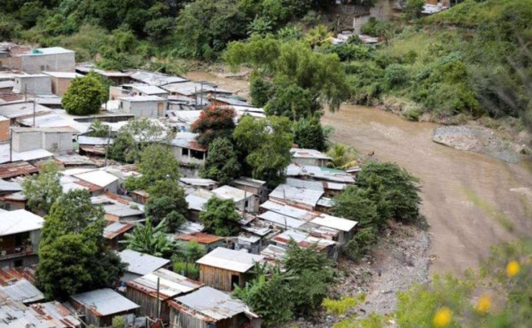 El Gobierno sigue gestionando ayuda internacional para reconstruir el Valle de Sula.