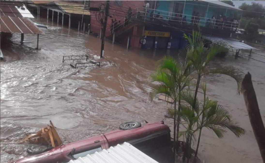 Honduras, al igual que otros países vecinos, continúan en emergencia nacional por Eta.