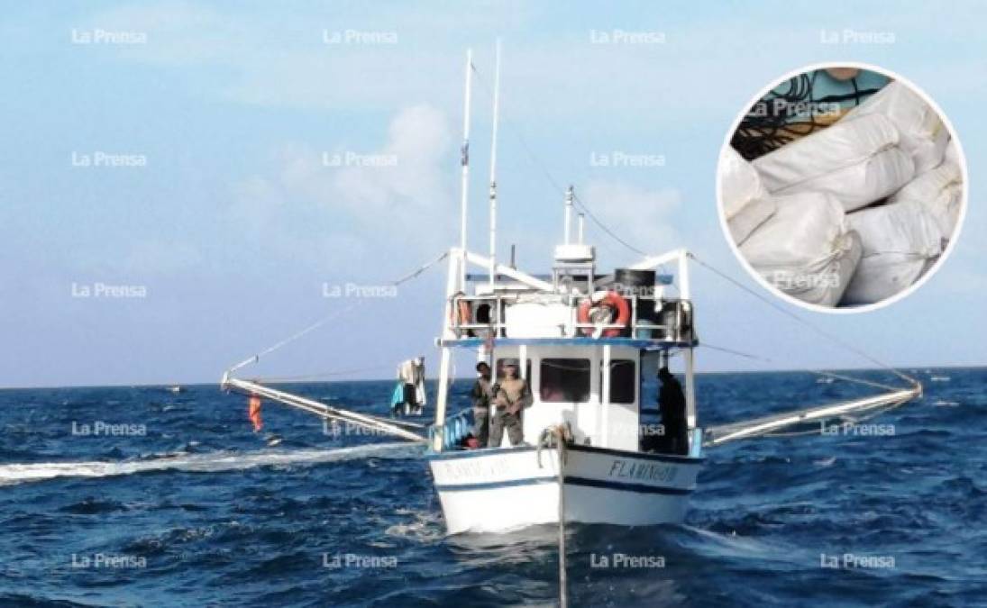 La Fuerza Naval de Honduras y la Agencia Técnica de Investigación Criminal (ATIC) interceptaron este jueves una embarcación denominada Flamingo III en el departamento de Gracias a Dios, zona oriental de Honduras, la cual iba cargada de supuesta droga.