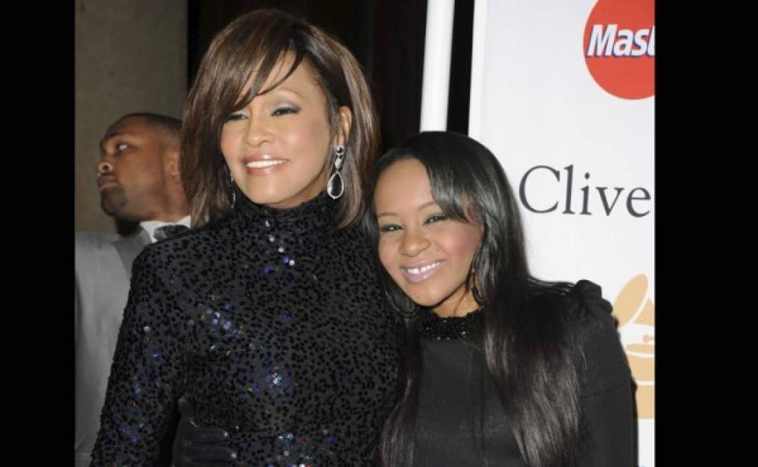 Tras practicarle labores de reanimación cardíaca, Bobbi Kristina, de 20 años, fue traslada al hospital North Fulton de Atlanta.