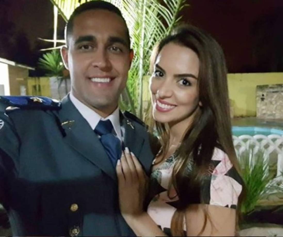 La familia de la joven ha apoyado a Flavio en el hospital donde vela por su bebé nacida prematuramente tras la súbita muerte de su madre.