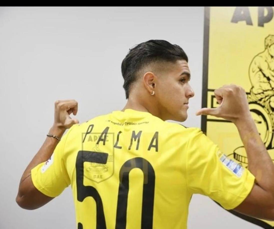 Luis Palma lucirá el dorsal 50 en su espalda. El catracho posó al estilo Cristiano Ronaldo, su jugador favorito.