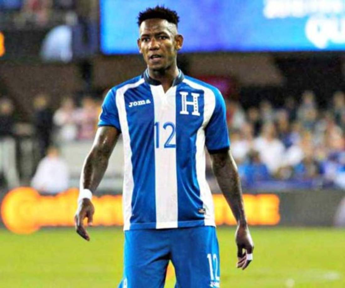 Romell Quioto: Sería otro de los que integre la zona ofensiva de Honduras para el duelo ante Jamaica. Estará por una de las bandas, juega en el Houston Dynamo de la MLS.