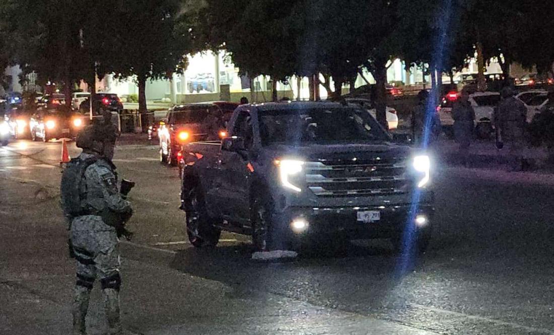 Matan a balazos a narcotiktoker y acompañante en su GMC