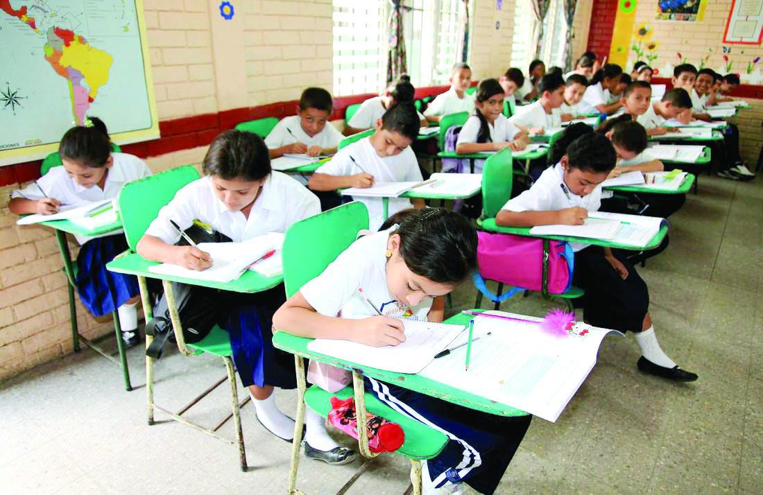 Nuevo currículo escolar de 2024 no se socializó con padres