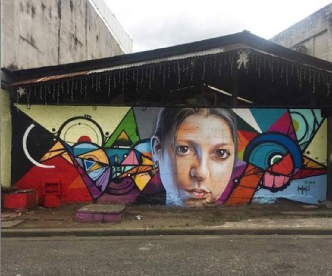 El pintor sampedrano Jorge Pineda ha pintado paredes en Selci en Roma, Italia.