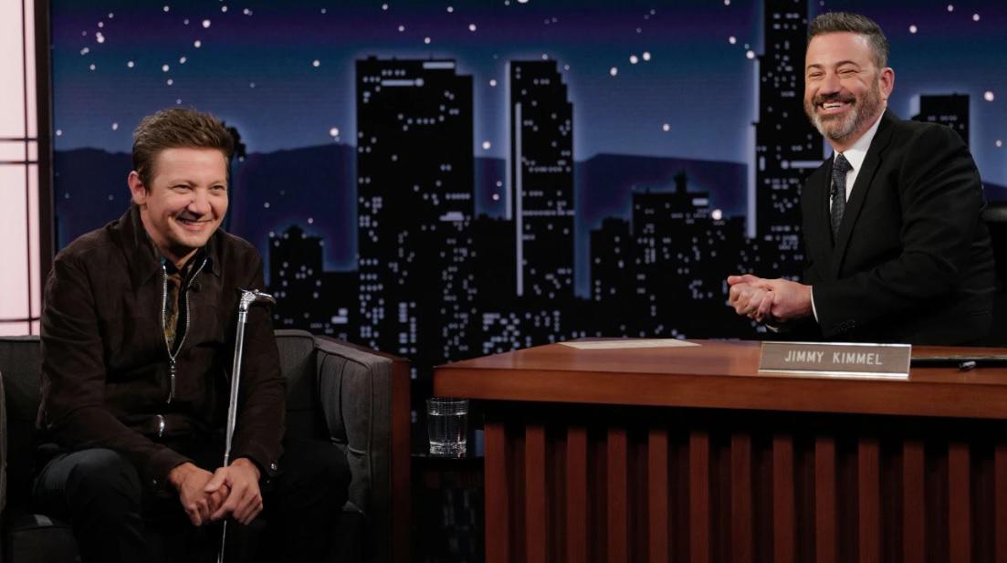 Jeremy Renner pasó 45 minutos agonizando con un ojo fuera tras su accidente