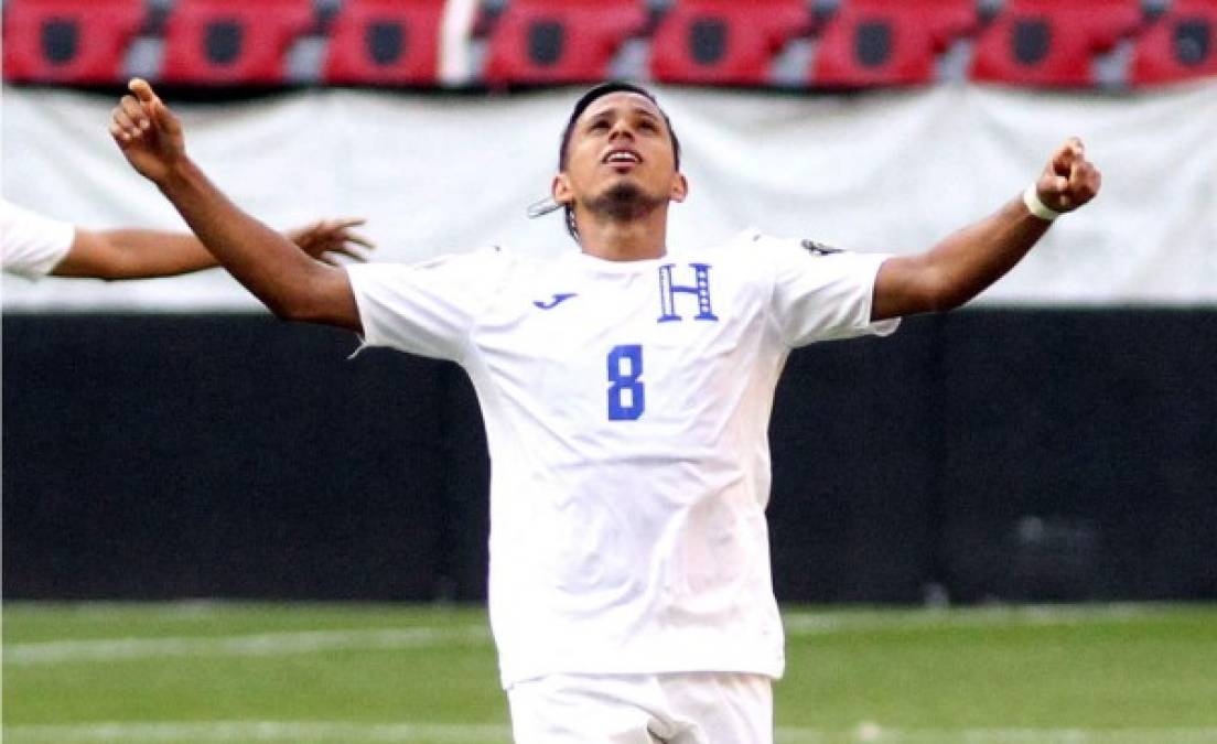 Edwin Rodríguez - El mediocampista fue el mejor de Honduras en el campeonato, en la final contra México se despachó con un tremendo golazo.