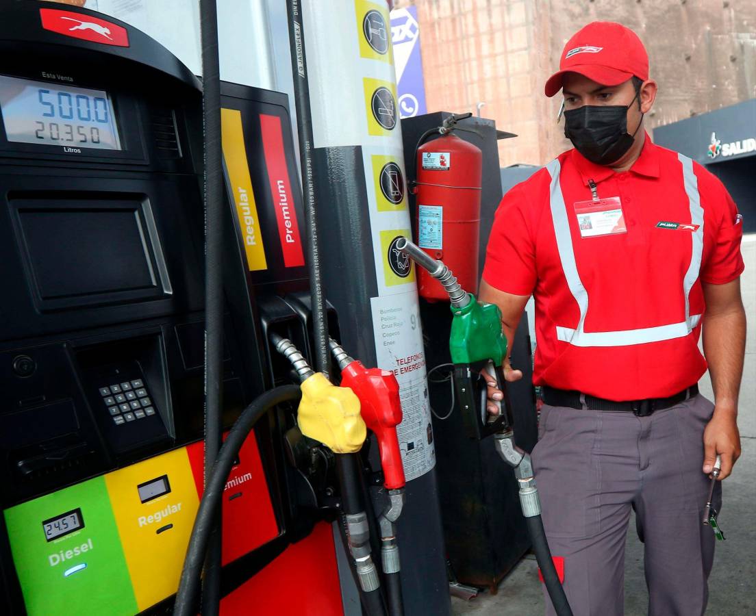 En Honduras los carburantes seguirán a la baja la otra semana