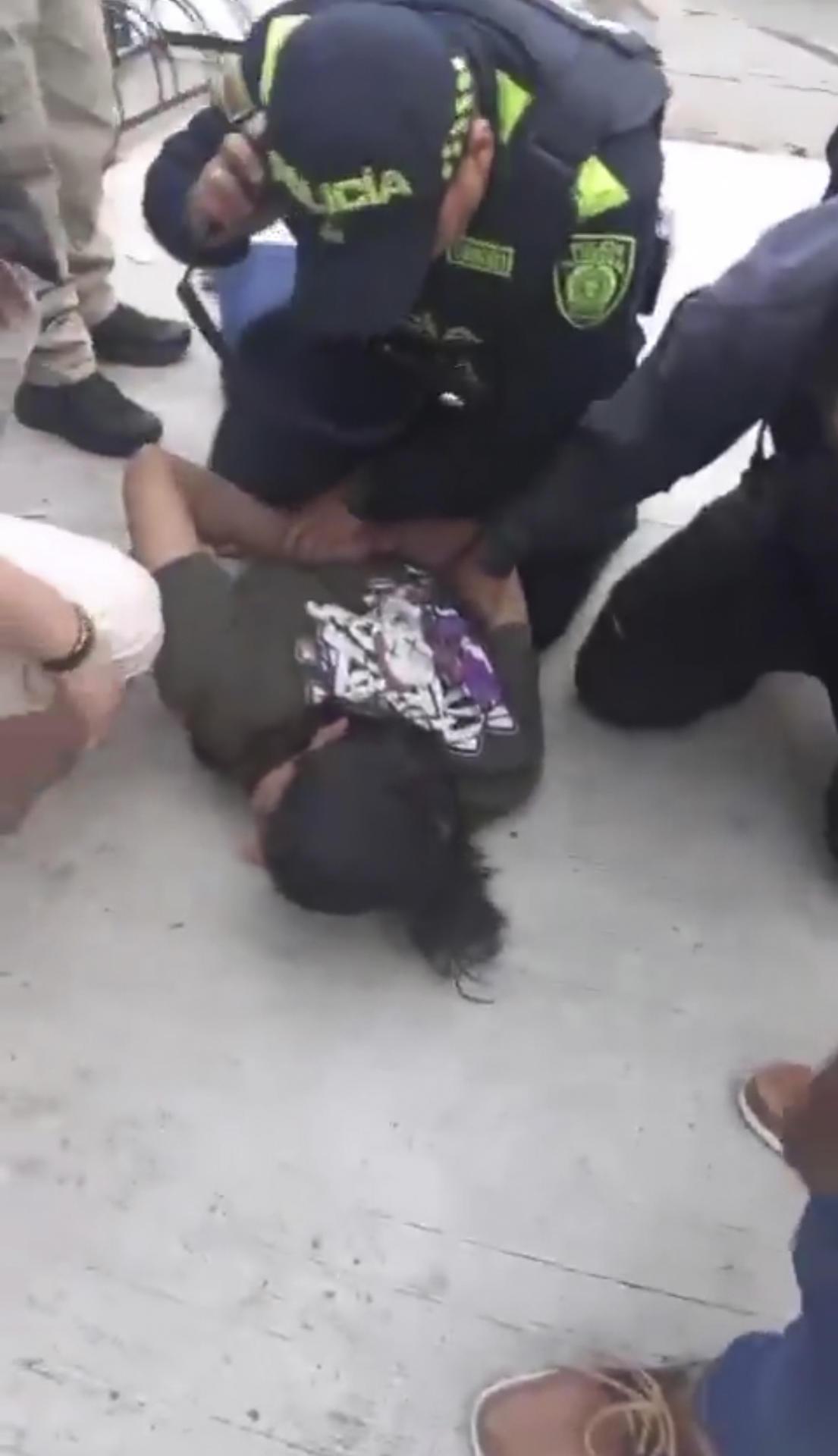 Escalofriantes imágenes del momento del atentado contra Uribe Turbay en Colombia