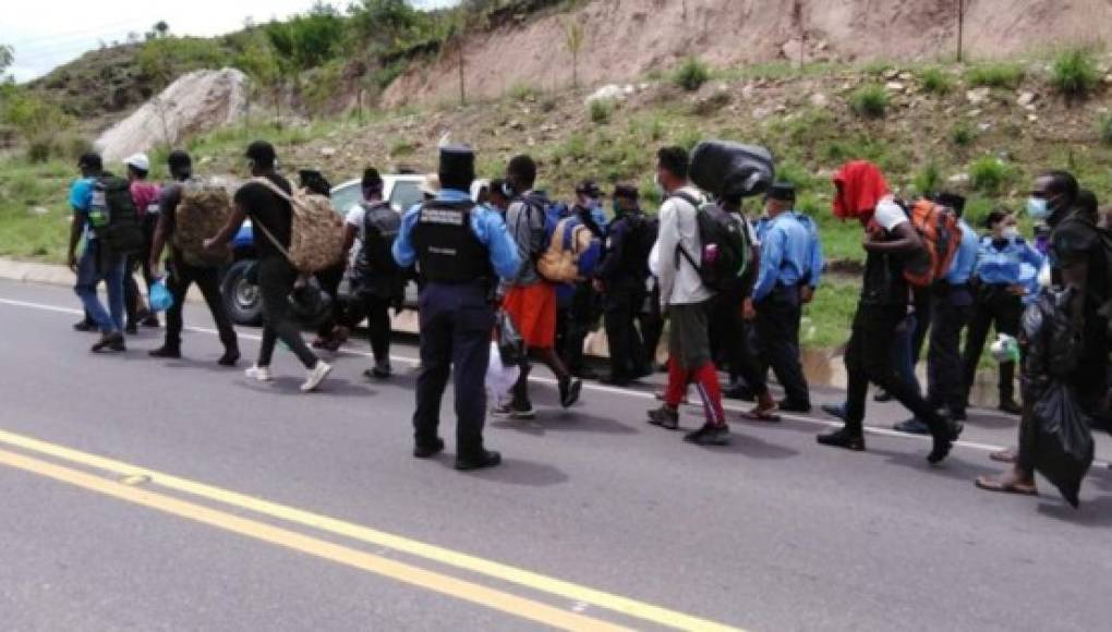 Honduras ha detenido a más de 6,300 migrantes este año en ruta a EEUU