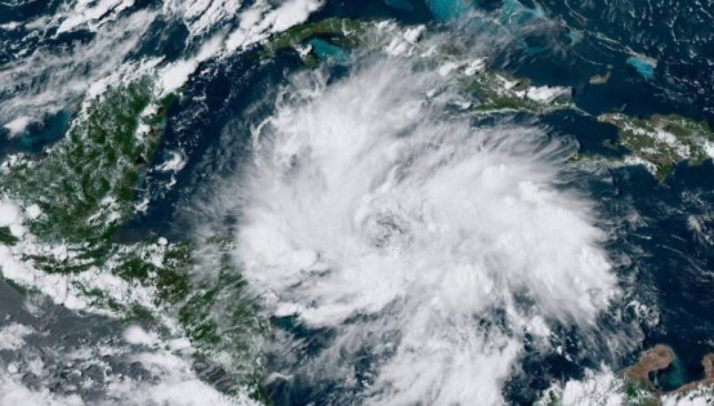 Alerta verde para cuatro departamentos de Honduras por depresión tropical