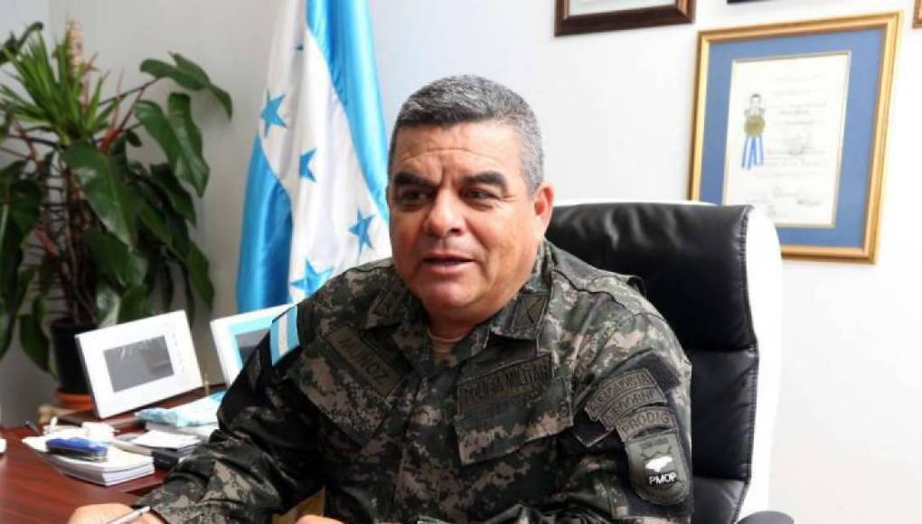 El alto oficial reconoció que este tipo de acciones de parte de familiares de presos con los menores de edad, se está dando en varias cárceles del país, no sólo en una. “A partir de la fecha ningún menor de edad va a entrar a un centro penal, ninguno”, anunció Muñoz Bonilla.