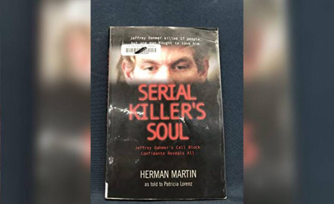 ¿Quién mató a Jeffrey Dahmer? Así fue la despiadada muerte del asesino serial que es tendencia en Netflix