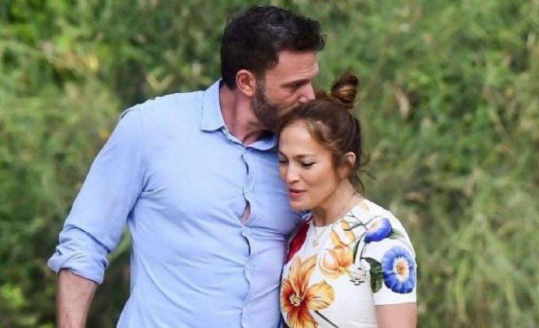 Dos semanas después de que Jennifer López se casara con su antiguo amor, Ben Affleck, el primer esposo de la actriz, Ojani Noa, dijo que les desea lo mejor a los dos, pero que tiene dudas de que estarán juntos “para siempre”.