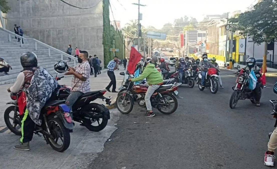 Protestas de su propio partido empañan primeros 100 días de Xiomara Castro