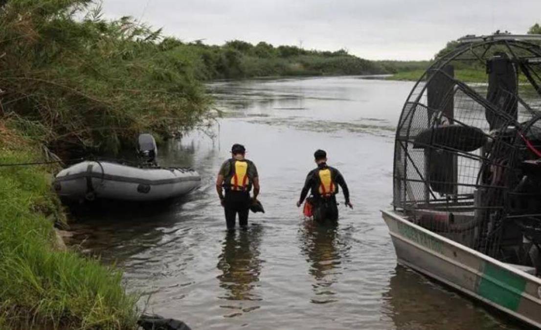 Las autoridades fronterizas confirmaron este viernes el rescate de dos cuerpos sin vida en el río Bravo, en el sur de Texas.