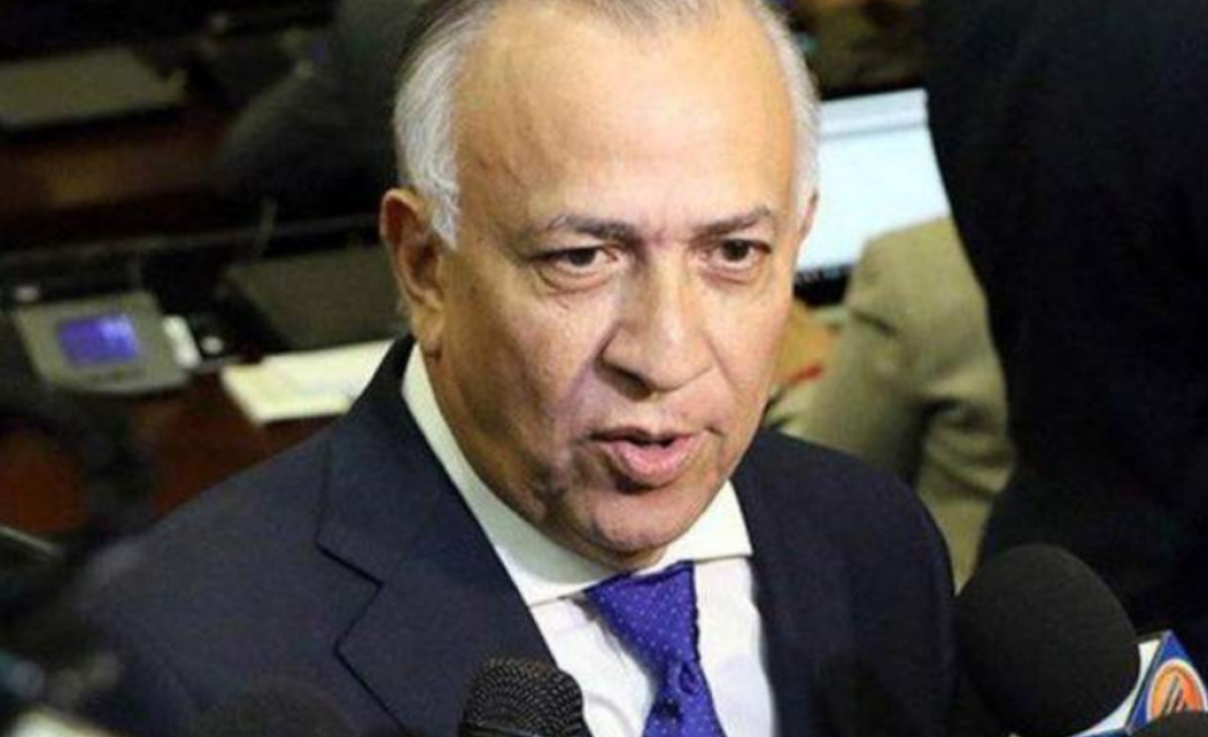 Mauricio Oliva se convirtió en presidente del Congreso Nacional durante el mandato de dos periodos de Juan Orlando y el Partido Nacional, siendo titular del Legislativo de 2014 a 2021.