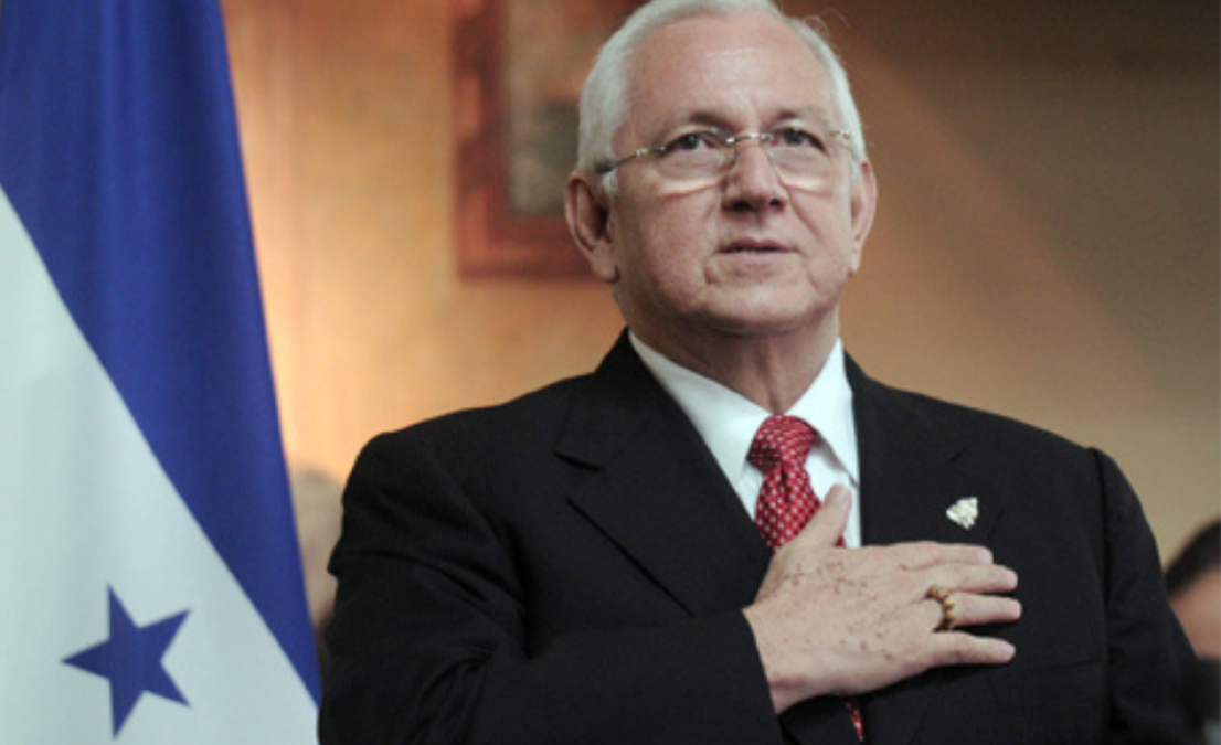 Roberto Micheletti ocupó la presidencia del Congreso Nacional tras el triunfo del Partido Liberal con Manuel Zelaya como presidente de Honduras.