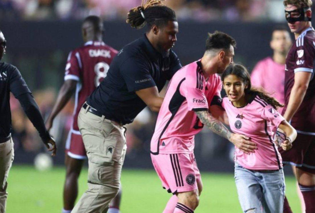 Sufrirá duro castigo por foto con Messi, ¿qué le dijo el argentino ?