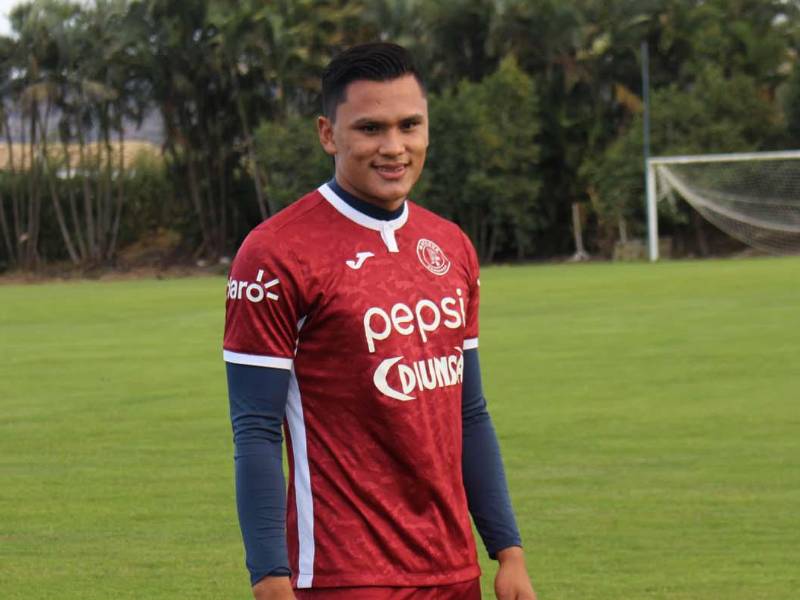 Denil Maldonado se unió al primer día de entrenamiento de Motagua.