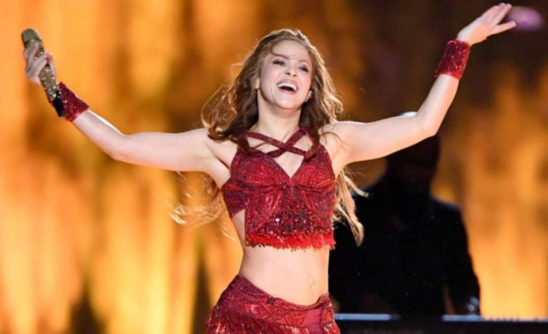 La colombiana Shakira dijo que una nueva era comenzaba con el gobierno de Joe Biden. 'Celebrando con mis hijos esta nueva etapa de unidad y sanación que comienza ahora con Biden como el nuevo Presidente electo'.