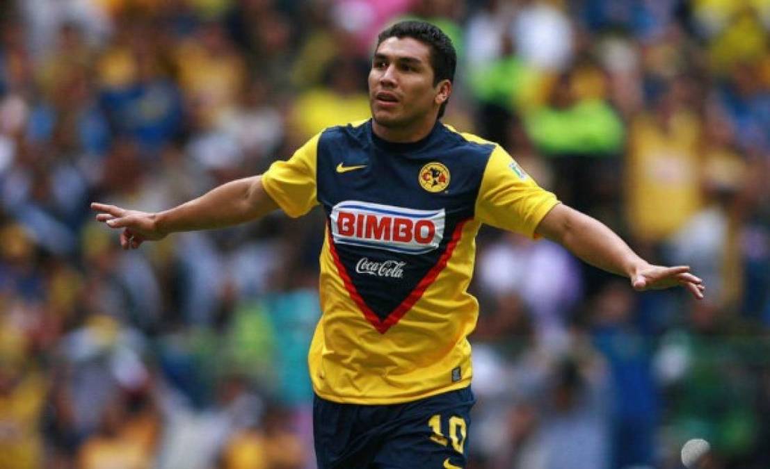 Salvador Cabañas es un ídolo en el América de México, club con el que disputó 115 partido y marcó 66 goles. También, fue goleador de la Copa Libertadores de América en 2007, con 10 tantos, y en 2008 con 8 anotaciones. La citada Copa del 2007 fue la última edición en la que un goleador alcanzó 10 goles para quedar como máximo anotador de la Libertadores.