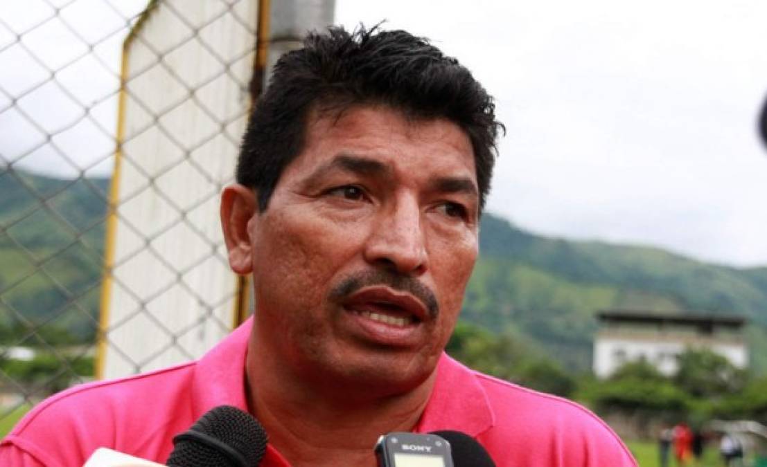 Carlos Martínez: El entrenador hondureño ha sido nombrado como estratega de la Real Sociedad de Tocoa de cara a la próxima campaña. Fue el técnico que logró el ascenso y el regreso del representativo del Bajo Aguán a la Liga Nacional en el 2019.