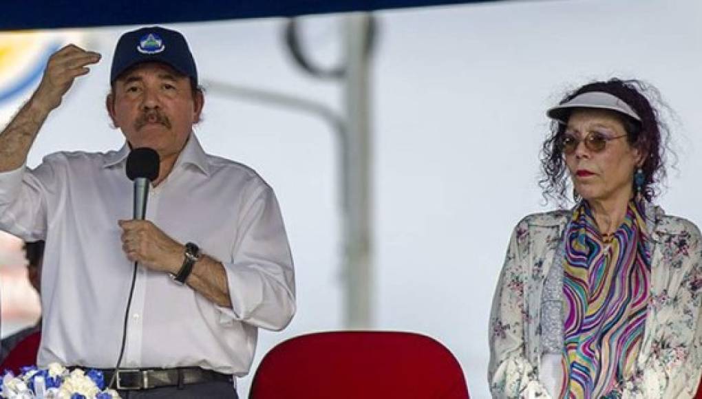 Canadá impone sanciones a la esposa y el hijo del presidente de Nicaragua -  Diario La Prensa