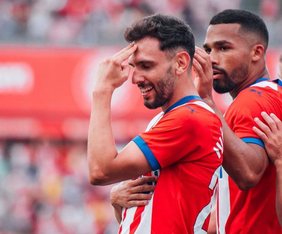 Según informa Fabrizio Romano, el Napoli se ha fijado en el centrocampista del Girona, Iván Martín.