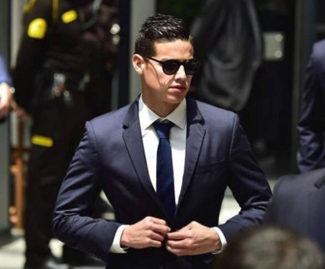 El colombiano James Rodríguez fue elegido como el hombre más sexy por la revista People en 2014.