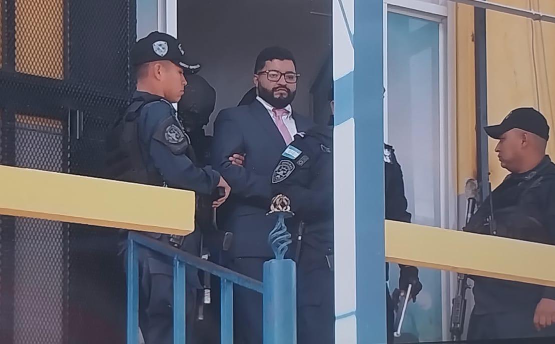 Fiscalía presenta 15 pruebas contra juez Marco Vallecillo por extorsión