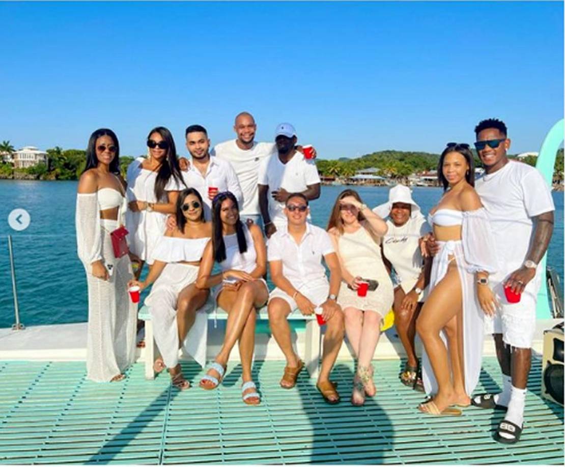 Romell Quioto estuvo de vacaciones en Honduras y compartió ese tiempo con su novia Shanee Mclaughlin.