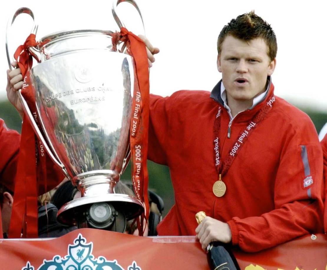 La conquista de la Champions League es uno de los momentos más anhelados por cualquier futbolista. Muchos lo intentan a lo largo de su carrera, pero muy pocos lo consiguen. Por este motivo, los vencedores acostumbran a hacer todo tipo de ‘locuras’ durante la celebración de la ‘Orejona’.