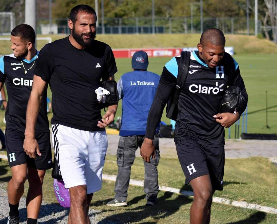‘Buba‘ López fue reemplazado en el microciclo por Edrick Menjívar, quien no podrá jugar ante Costa Rica por sanción.